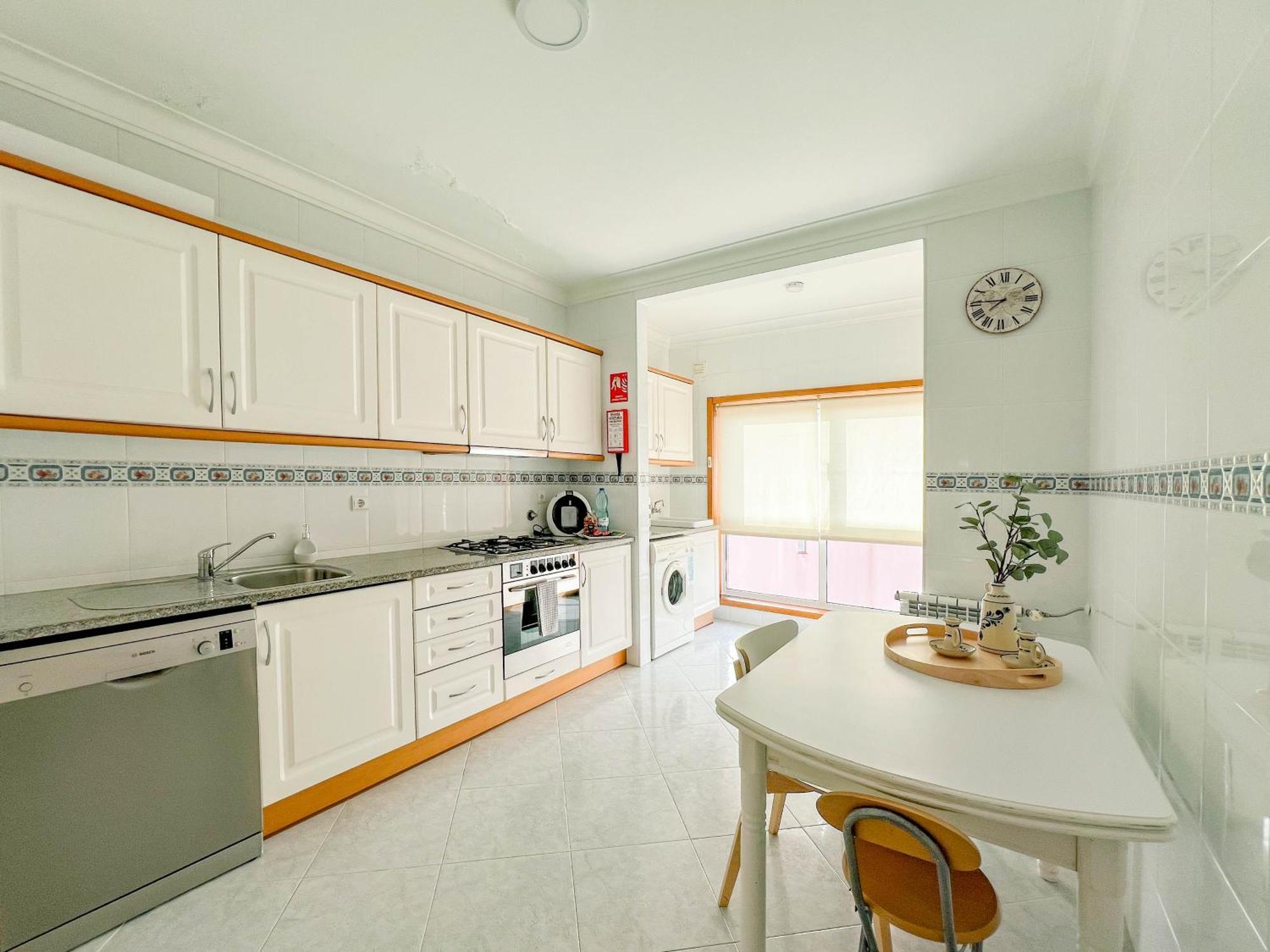 Comfortable Apartment In Viana Do Castelo Bagian luar foto